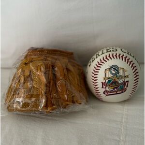 World series 1997 marlins ball and mini glove. Never opened